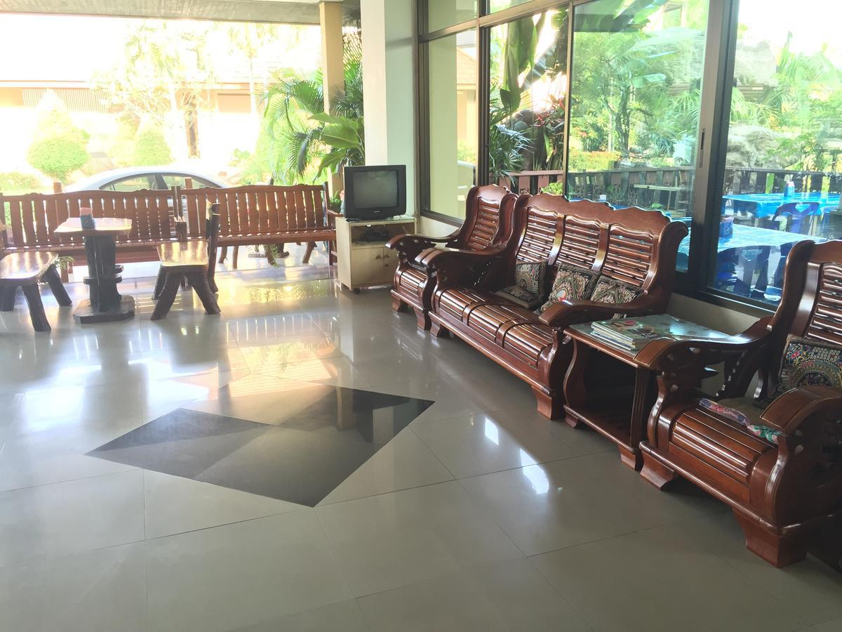Huaymuang Apartment Убонратчатхани Экстерьер фото