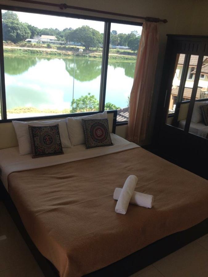Huaymuang Apartment Убонратчатхани Экстерьер фото