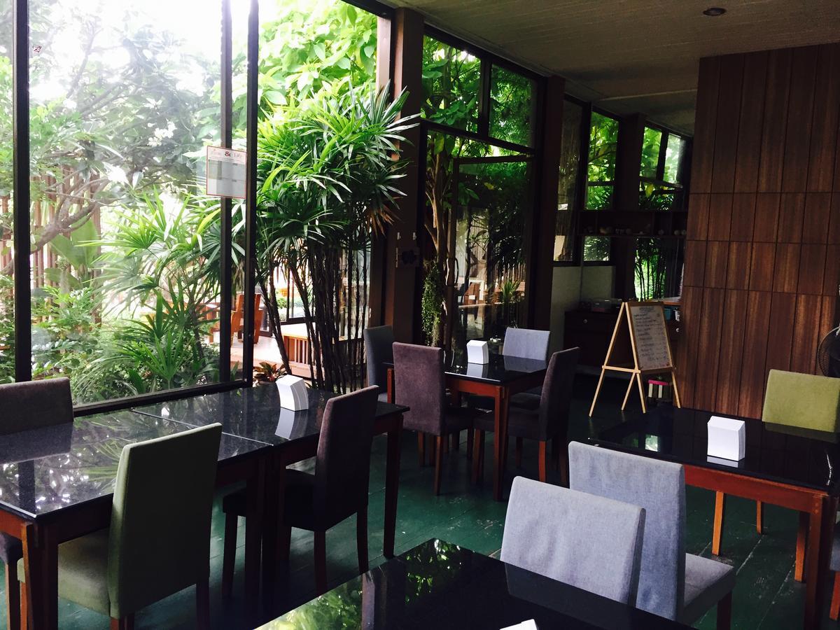 Huaymuang Apartment Убонратчатхани Экстерьер фото