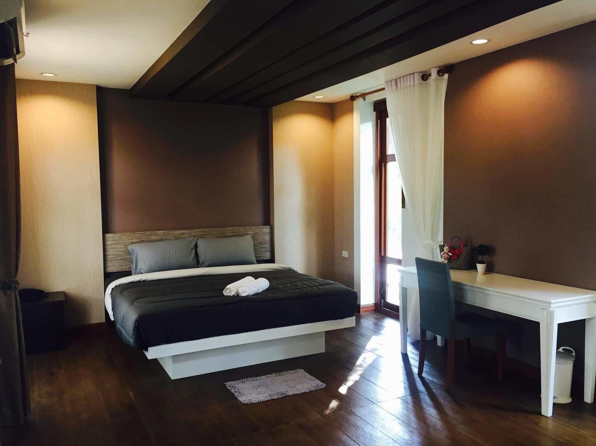 Huaymuang Apartment Убонратчатхани Экстерьер фото